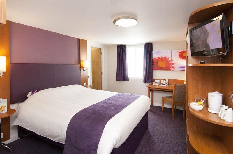 Premier Inn Abingdon Abingdon-on-Thames Exterior foto